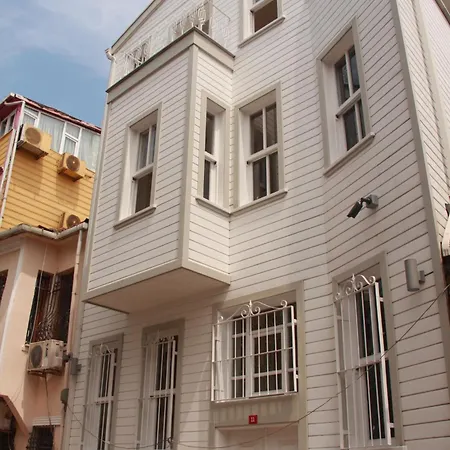 Jasmine & Boutique Apart-hotel 3*