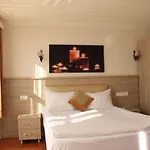 Lejlighedshotel Jasmine & Boutique 3*