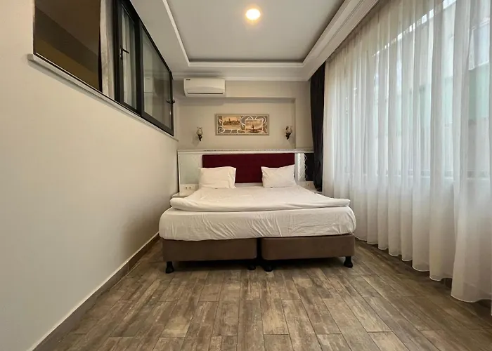 Jasmine & Boutique Aparthotel 3*