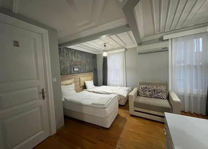 Jasmine & Boutique Aparthotel 3*